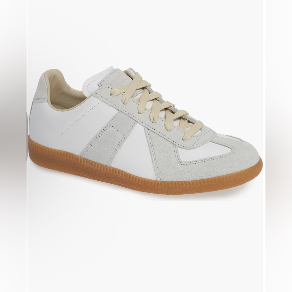 Maison Margiela Replica Low Top Sneaker In White Size 39